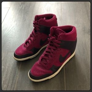 Women’s Nike Dunk Sky Hi Wedge Sneaker